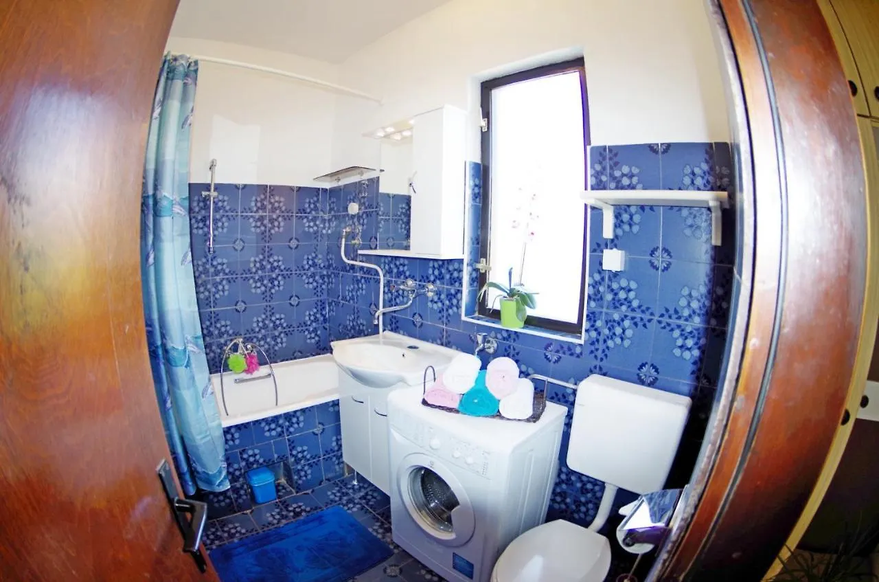 Apartment Elena, Village Peresiji Croatia